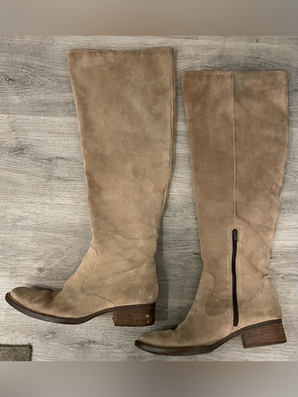 Born Classic Knee High Tall Leather Women's Boots Taupe Neutral Minimalist 9M
